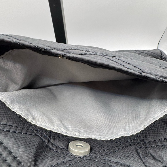 Baggallini Black Quilted Crossbody Bag RFID blocking - Picture 6 of 8